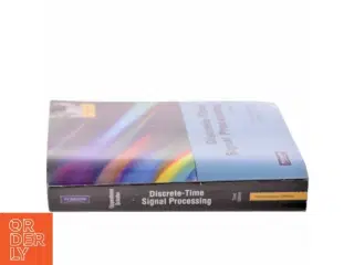 Discrete-time signal processing af Alan V. Oppenheim (Bog)