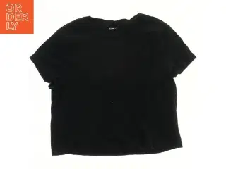 Sort T-shirt fra H&M (str. 146)