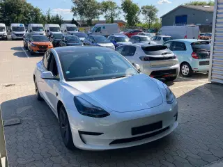 Tesla Model 3  Standard Range+ RWD