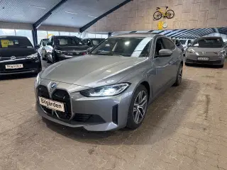 BMW i4  eDrive40