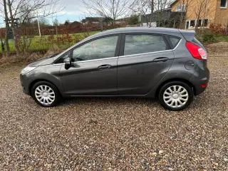 Ford Fiesta 1,0 Eco Boost (125 hk) grå hatchback