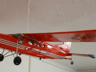 Fjernstyret Pilatus Porter