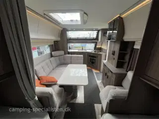 2025 - Kabe Royal 630 TDL FK KS   Kabe Royal 630 TDL FK KS 2025 kan forudbestilles hos Camping-Specialisten
