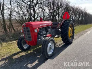 Veteran Massey-Ferguson 35X