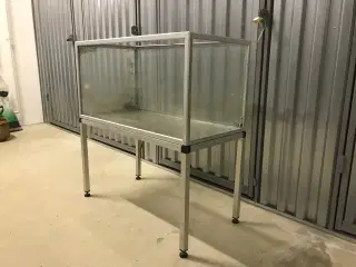 Billigt 120L akvarium med bord