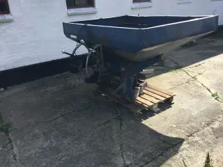 Bøgballe gødningsspreder 1000 kg