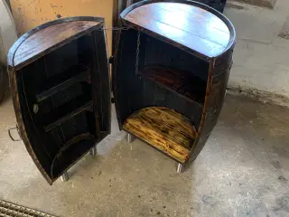 Barskab, lavet af Whiskytønde.