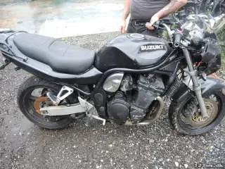 Suzuki GSF 600