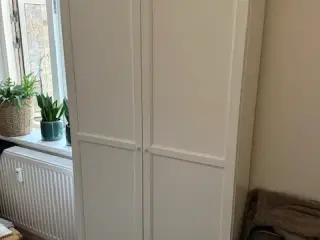 Skab med 2 låger 