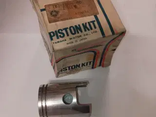 Yamaha PISTON ASSY
