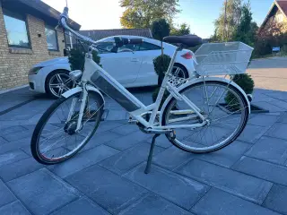 Benelli City Elcykel – som ny