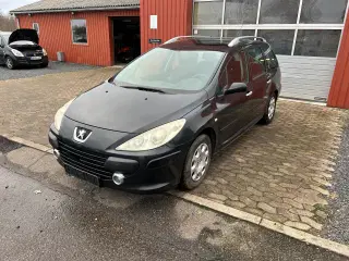PEUGEOT 307 1,6 SW 7 Pers 