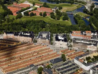 Unikt kontorlejemål med 2 store tagterrasser