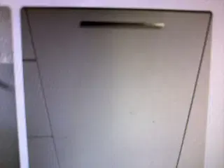 KØBES: køkkenunderskab 70x50cm, evt uden dør