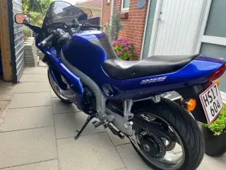 Triumph sprint st
