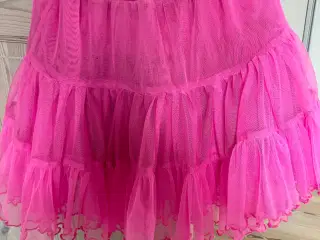 Pink tyl nederdel str. 110/116