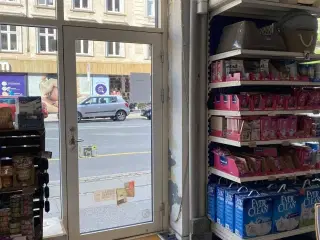Attraktivt butikslejemål på Falkoner Allé  til afståelse