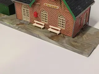 Stationsbygning