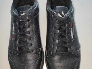 Adidas sko
