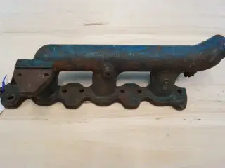 Ford 4600 Indsugnings Manifold D5NN 9425 J