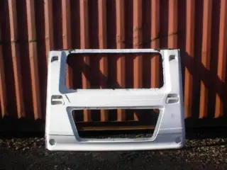   Burstner Front