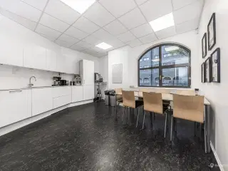 Kontorlejemål på 498 m²