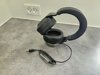 Jabra Evolve2 85 Link380a MS Stereo Stand Black