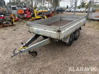 Trailer Variant