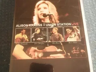 Alison Krauss + Union Station Live
