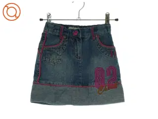 Nederdel fra Claire (str. 104)