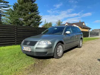 VW Passat 1,6 - 2004