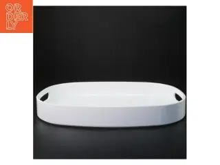 Hvid serveringsbakke fra Rosti Mepal (str. 39x27 cm)