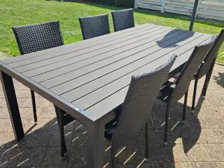 Havebord og stole sælges