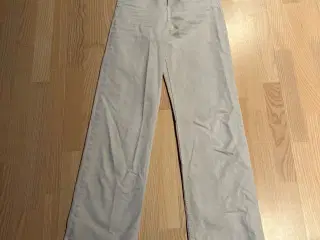 Dr. Denim str 25