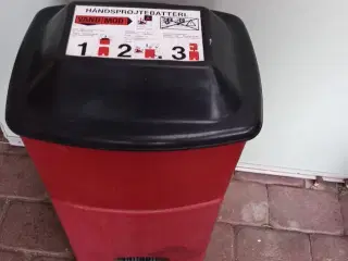 Håndsprøjtebatteri med vandtank og sprøjte