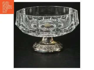 Gl. Glasskål med fod i sølvplet (str. H. 9,5 cm. ø. 13,5 cm)