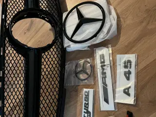Mercedes A45 Front grill og emblemer