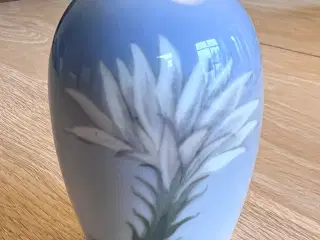 Royal Copenhagen vase 11 cm