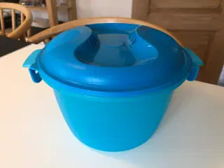 Tupperware riskoger til mikrobølgeovn