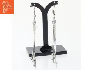 Øreringe med sten og fletdetaljer (str. 8,5 cm)