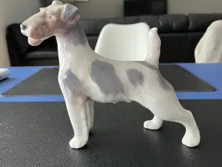 Royal Copenhagen.Foxterrier figur nr. 2967.