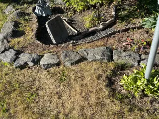 Sorte granitsten