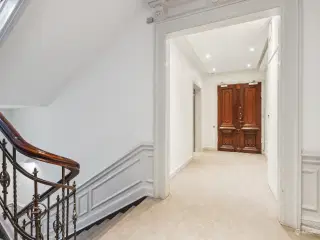 New Yorker kontor midt på Store Kongensgade