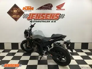 Honda CB 500 F