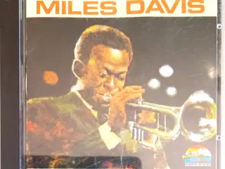 Miles Davis: Evolution of a Genius 1945-1954