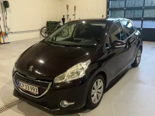 Peugeot 208 1.6 e-HDI 