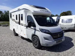 2022 - Laika Ecovip 3019   Automatgear. Solceller. Batteri. A/C. Markise. Plisse i front og side ruder. 160 Hk. undervognsbehandlet. kan vejes op til 3650 Kg.