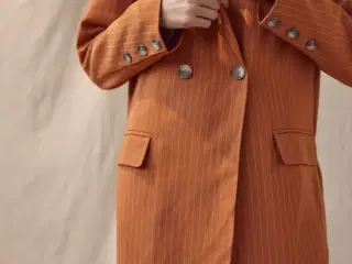 A-view nålestribet blazer 