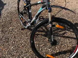Cykel mountenbike