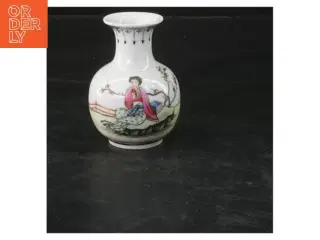 Dekorativ keramikvase (str. 8x6 cm)